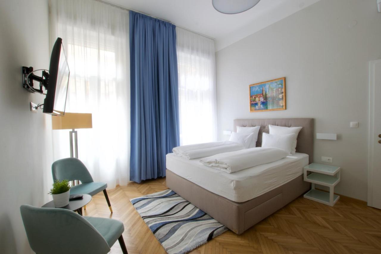 Europest Luxury Suites Budapest Exterior photo